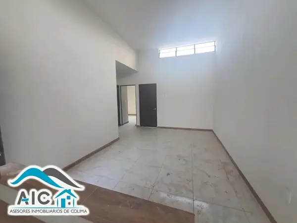 Casa en venta en Montellano II, Villa de Álvarez — foto 3 de 10
