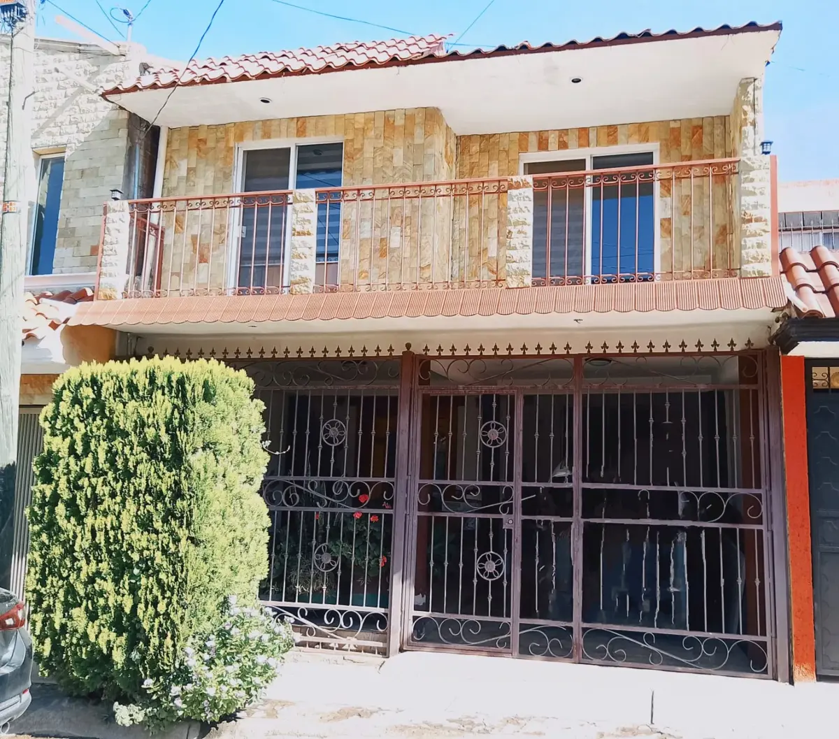 Casa en venta en Ex-Viñedos Guadalupe, San Francisco de los Romo — foto 1 de 13
