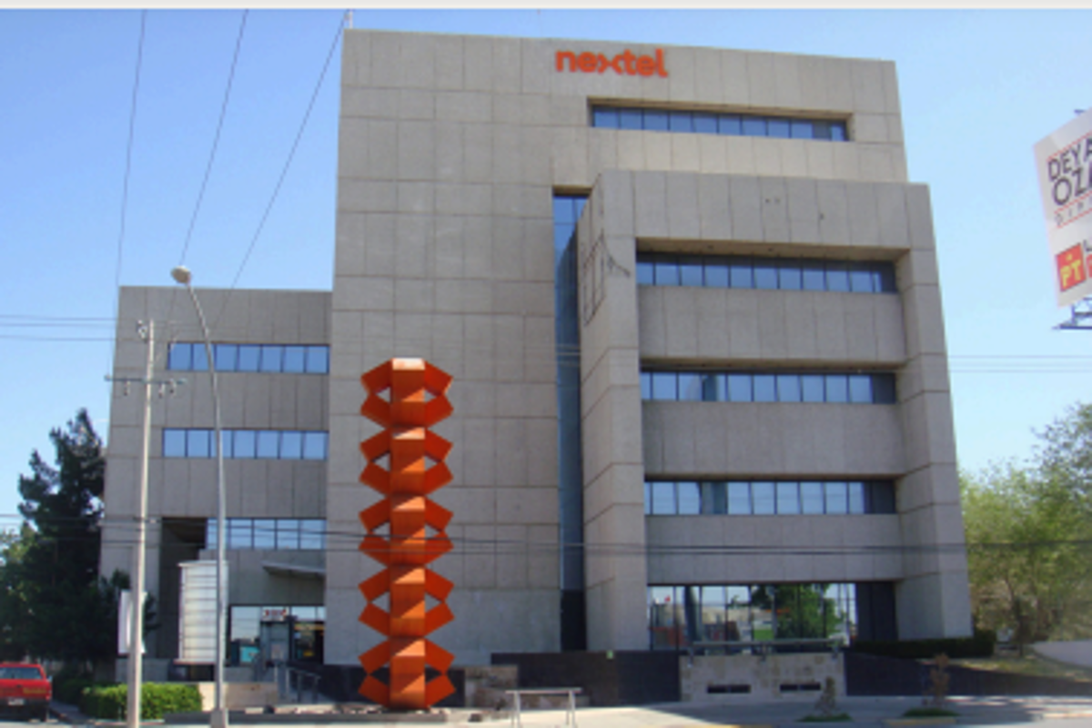 Edificio en venta en Rincones de Santa Rita, Juárez