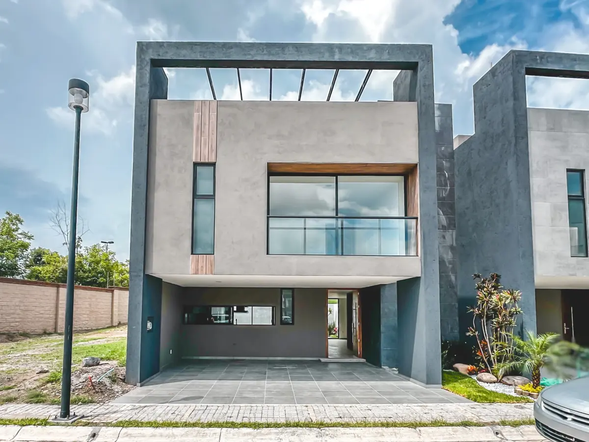 Casa en venta en Lomas de Angelópolis, Ocoyucan — foto 1 de 36