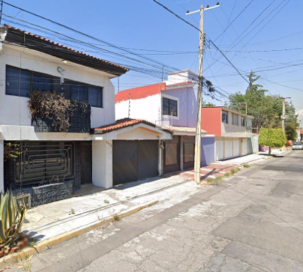 Casa en venta en Jardines de San Manuel, Puebla — foto 3 de 9