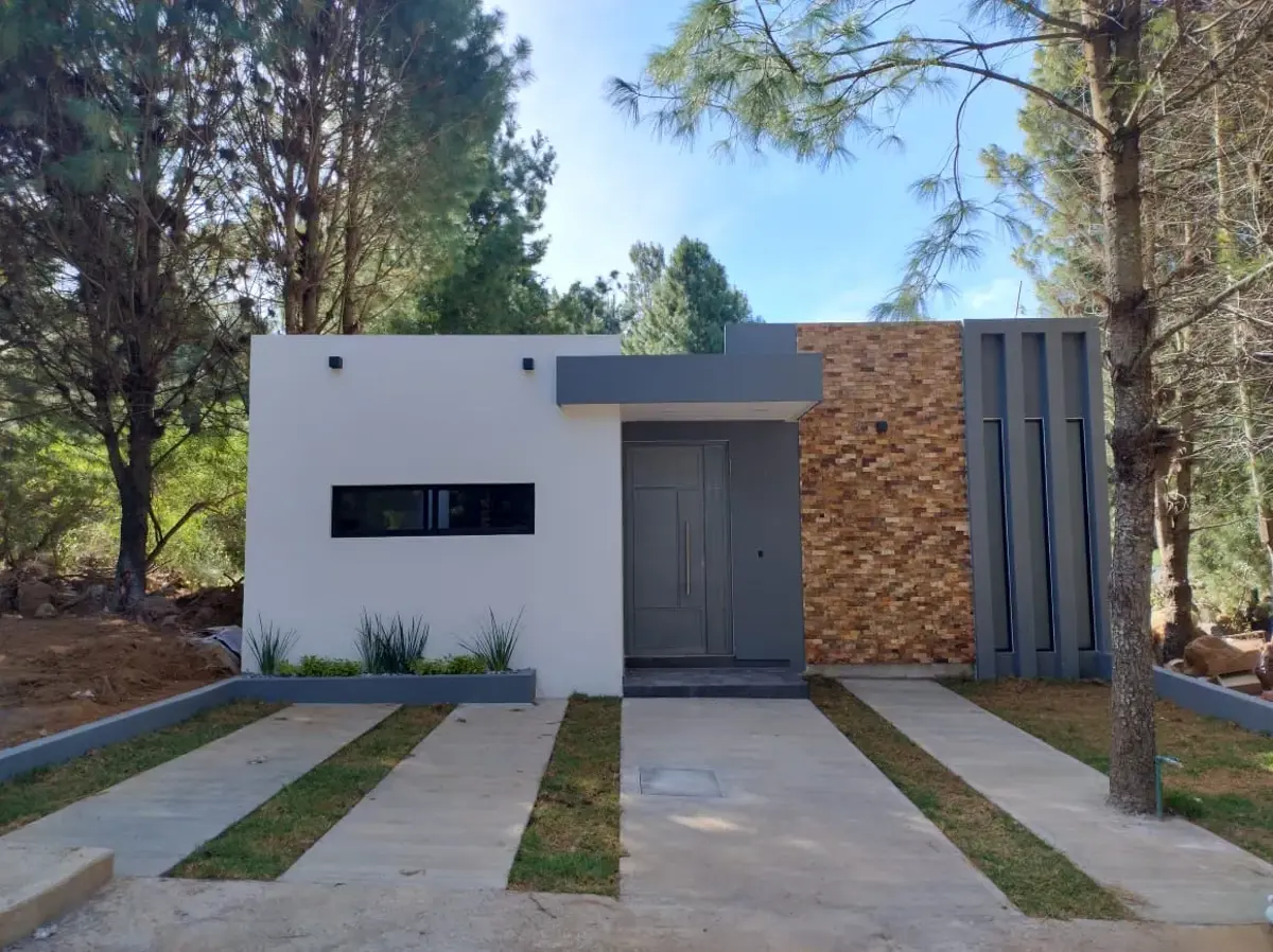 Casa en venta en La Vitela (Los Pozos), Pátzcuaro — foto 1 de 15
