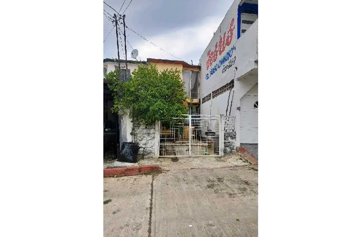 Casa en venta en Jardines del Bosque, Cosoleacaque — foto 1 de 4