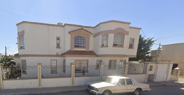 Casa en venta en Valle Dorado, Ensenada — foto 2 de 8