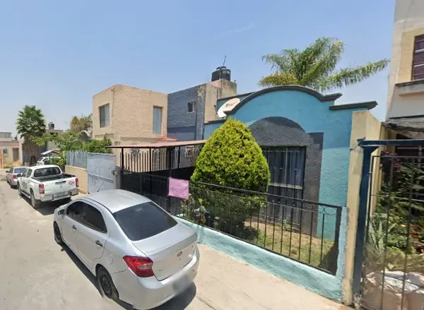 Casa en venta en Los Fresnos, Tlajomulco de Zúñiga — foto 3 de 11