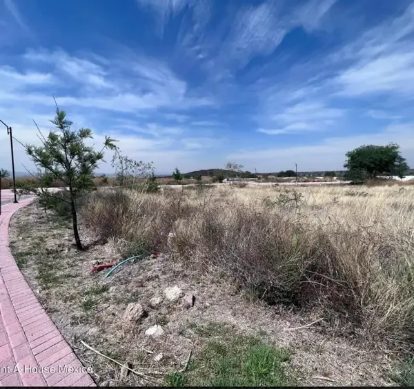 Terreno en venta en Ciudad Maderas Sur II, Apaseo El Alto — foto 3 de 3