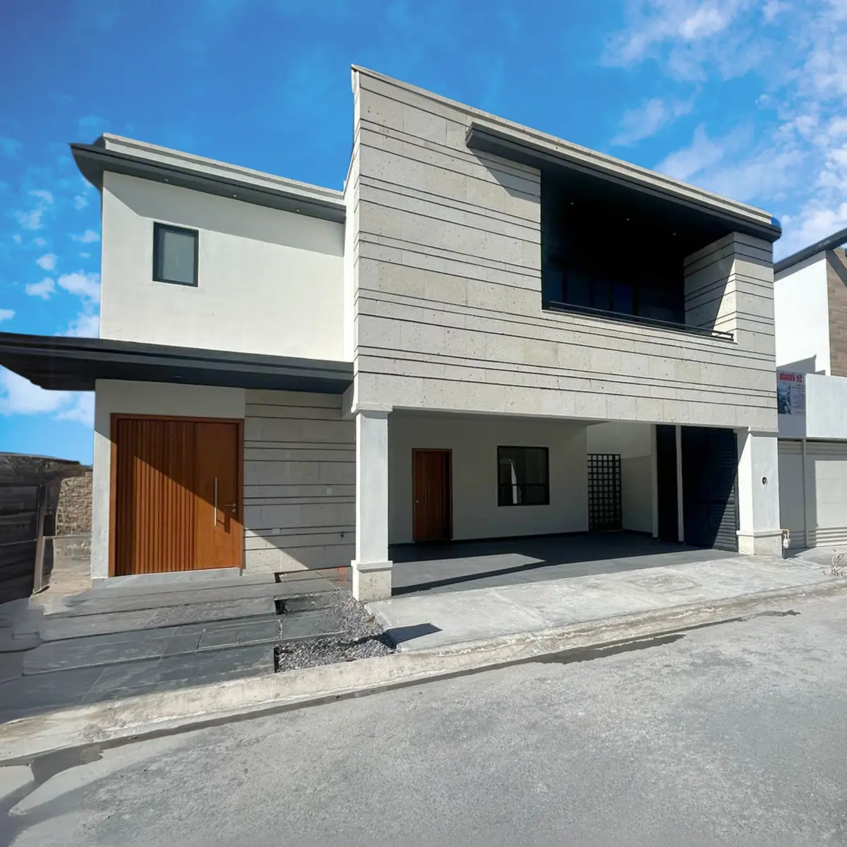 Casa en venta en La Escondida, Saltillo — foto 1 de 33