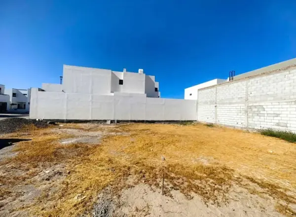 Terreno en venta en Villas del Renacimiento, Torreón — foto 2 de 6