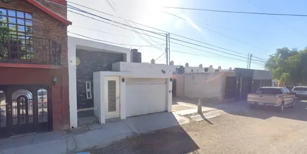 Casa en venta en Los Manantiales, Hermosillo — foto 3 de 14
