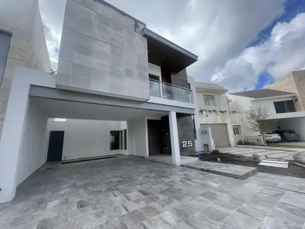 Casa en venta en Las Acacias, Torreón — foto 3 de 47
