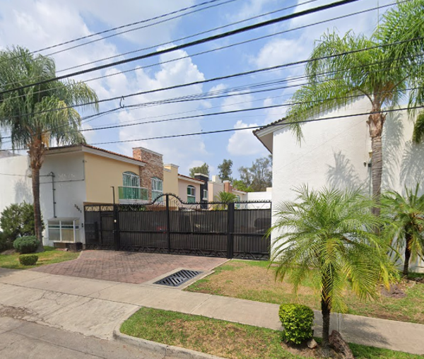 Casa en venta en Bosques de La Victoria, Guadalajara — foto 2 de 12