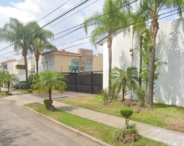Casa en venta en Bosques de La Victoria, Guadalajara — foto 3 de 12