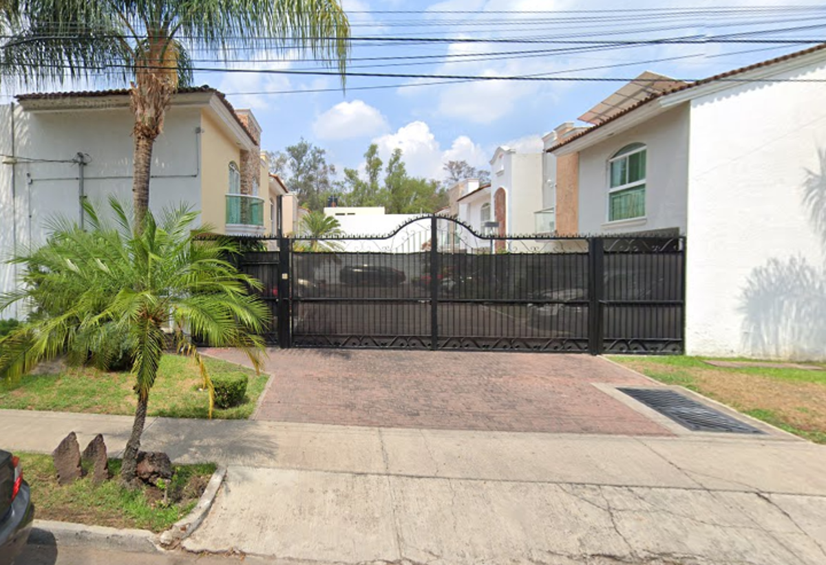 Casa en venta en Bosques de La Victoria, Guadalajara — foto 1 de 12