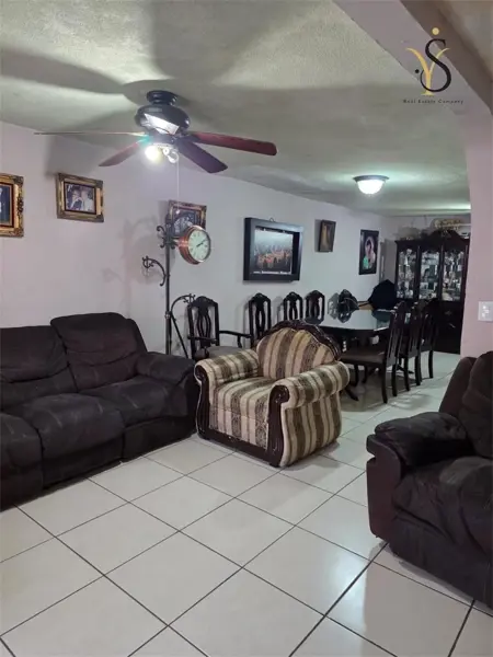 Casa en venta en Fundadores, Saltillo — foto 2 de 7