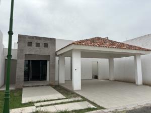 Casa en venta en Real del Nogalar, Torreón — foto 2 de 23
