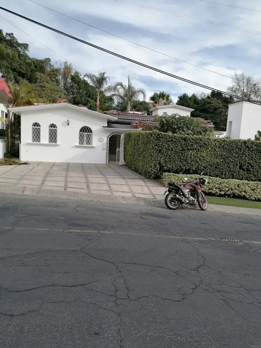 Casa en renta en Lomas de Cocoyoc, Atlatlahucan — foto 1 de 13