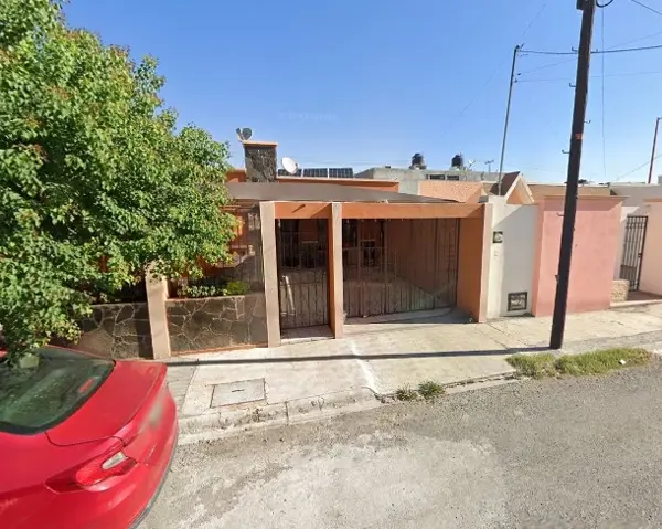 Casa en venta en Cruz del Aire, Saltillo — foto 3 de 15
