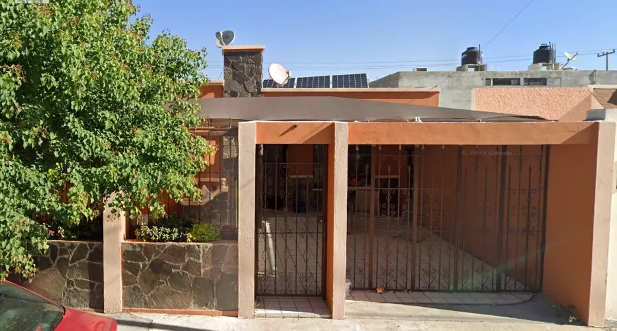 Casa en venta en Cruz del Aire, Saltillo — foto 1 de 15