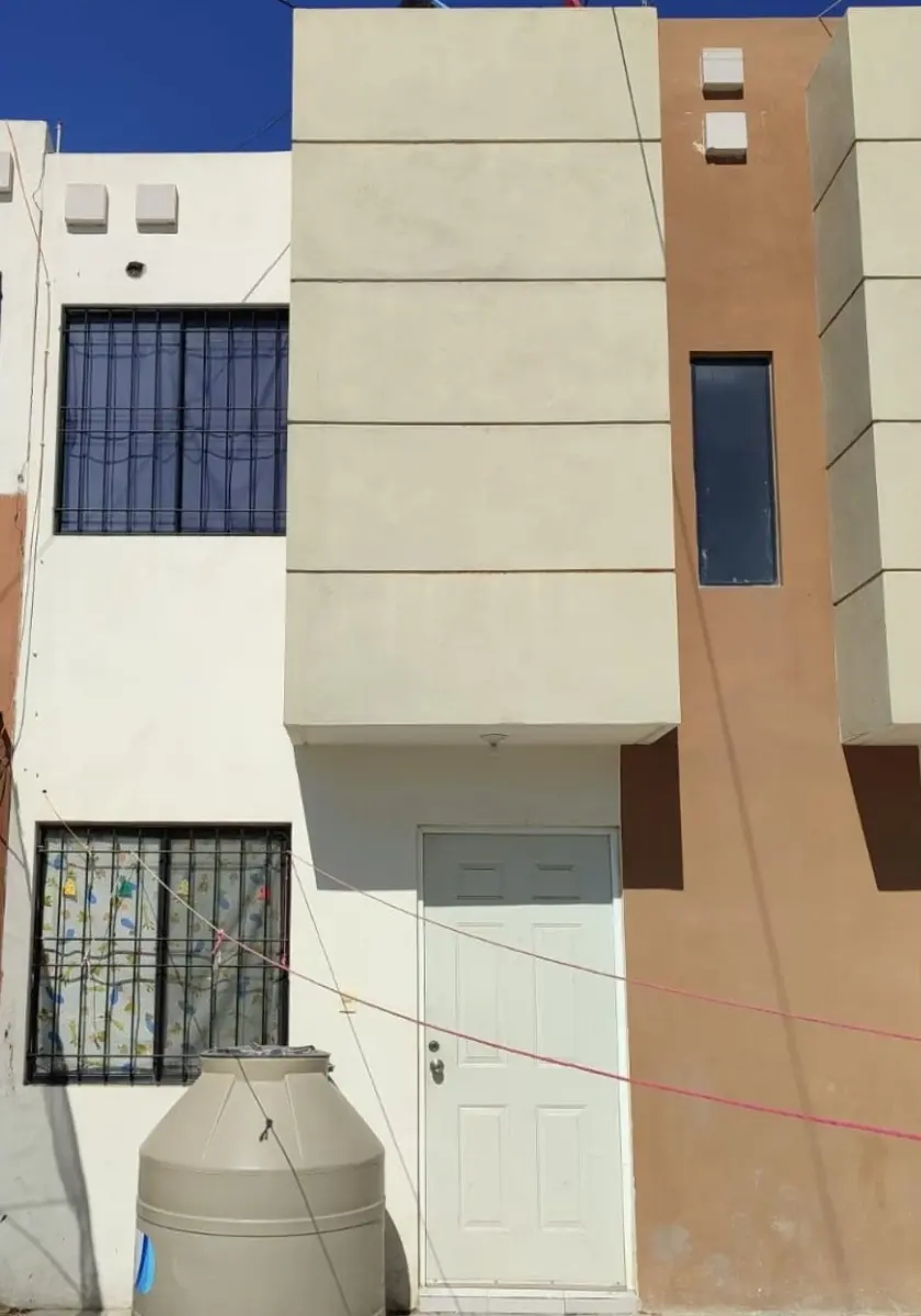 Casa en venta en Valle de San Blas, García — foto 1 de 8