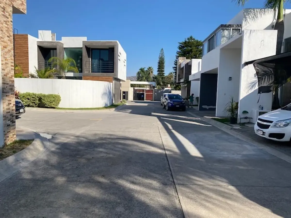 Casa en venta en El Zapote, Jiutepec — foto 1 de 27