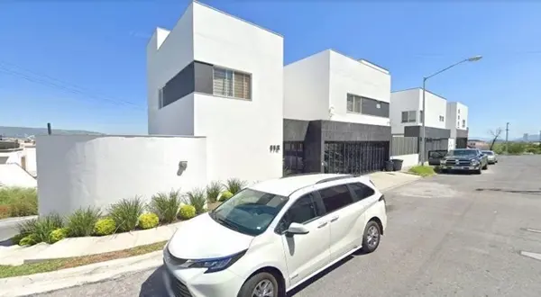 Casa en venta en Colinas de las Cumbres, Monterrey — foto 3 de 7
