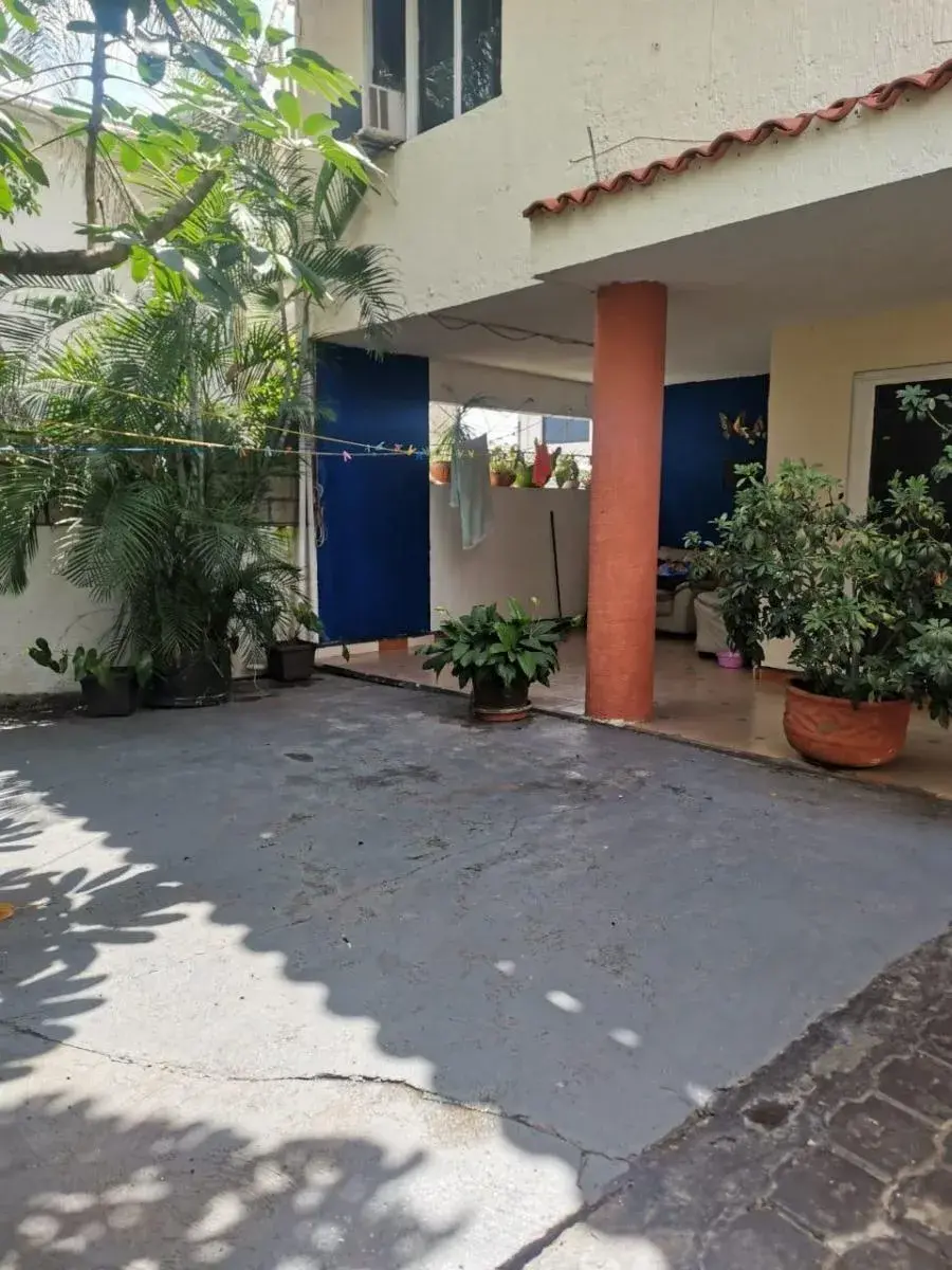 Casa en venta en Satelite, Cuernavaca — foto 1 de 19