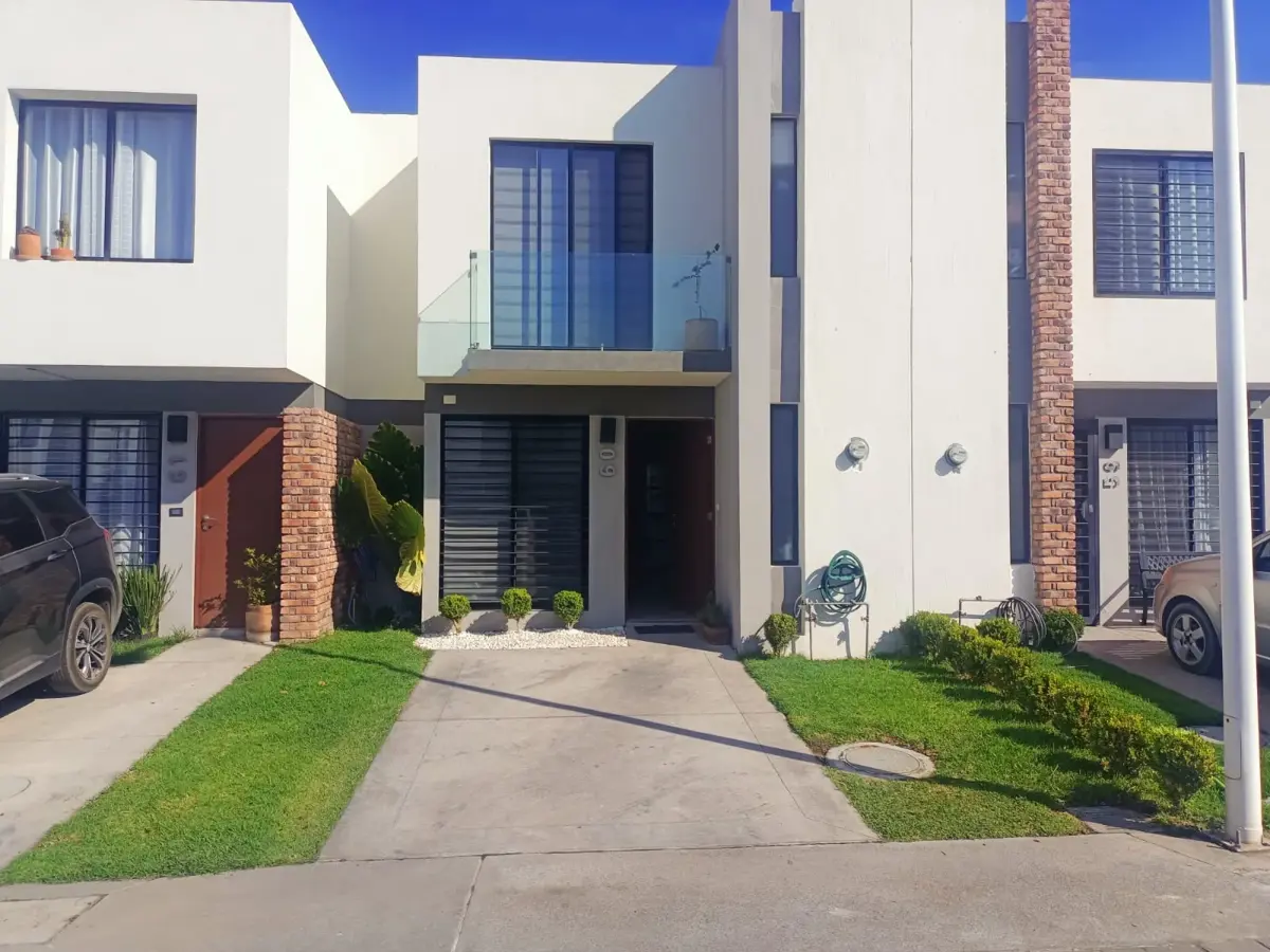Casa en venta en El Quemado, Zapopan — foto 1 de 18