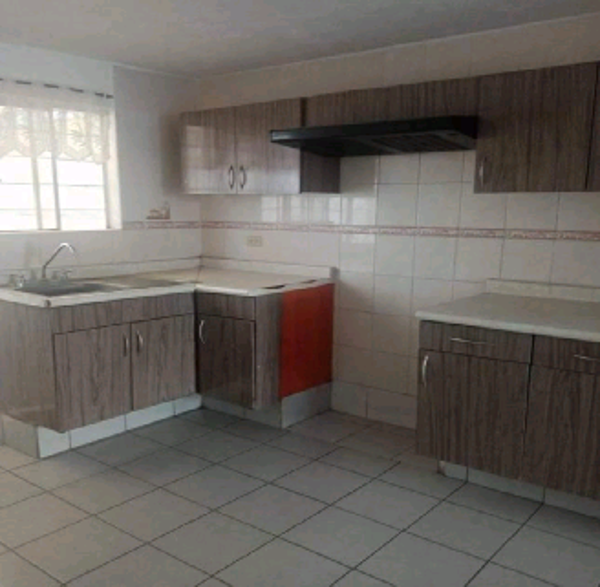 Casa en venta en Los Olivos de Tlaquepaque, San Pedro Tlaquepaque — foto 3 de 12