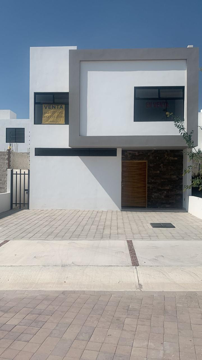 Casa en venta en Cañadas del Arroyo, Corregidora — foto 1 de 9