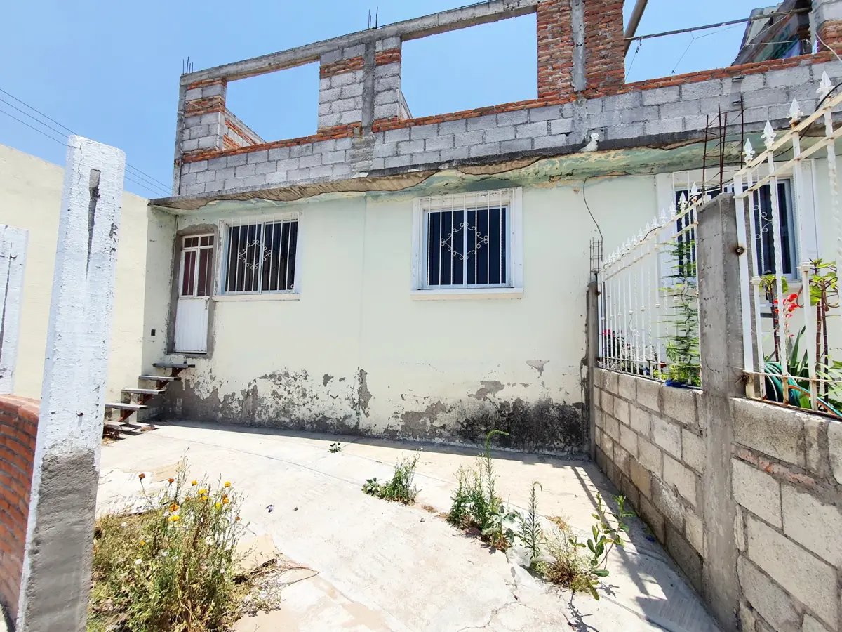 Casa en venta en Villas Fundadores, San Juan del Río — foto 1 de 10