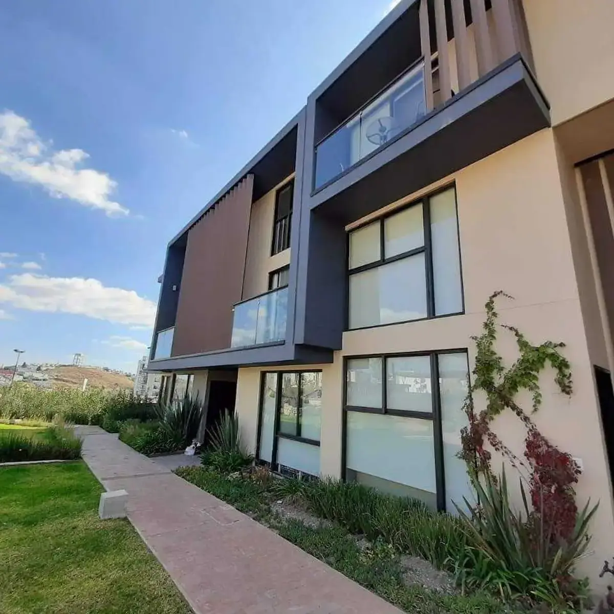 Casa en renta en Lomas de Angelópolis, San Andrés Cholula — foto 1 de 15