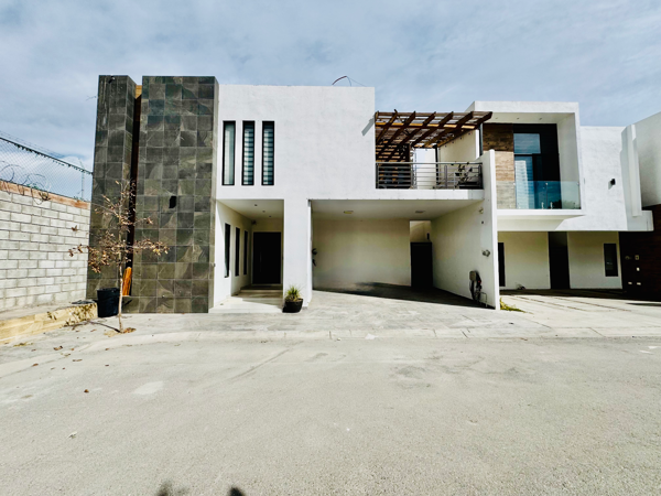 Casa en venta en Villas del Renacimiento, Torreón — foto 2 de 31