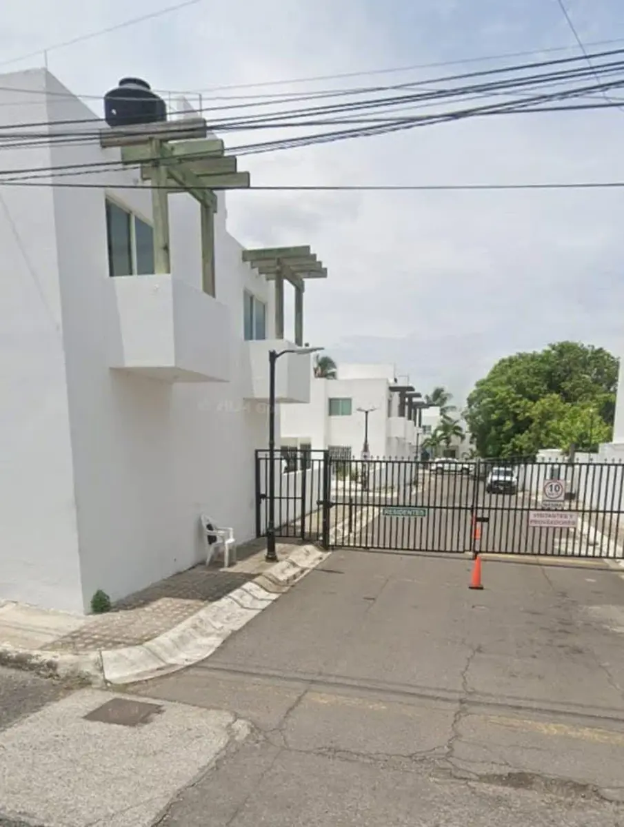 Casa en venta en Ricardo Flores Magon, Boca del Río — foto 1 de 2