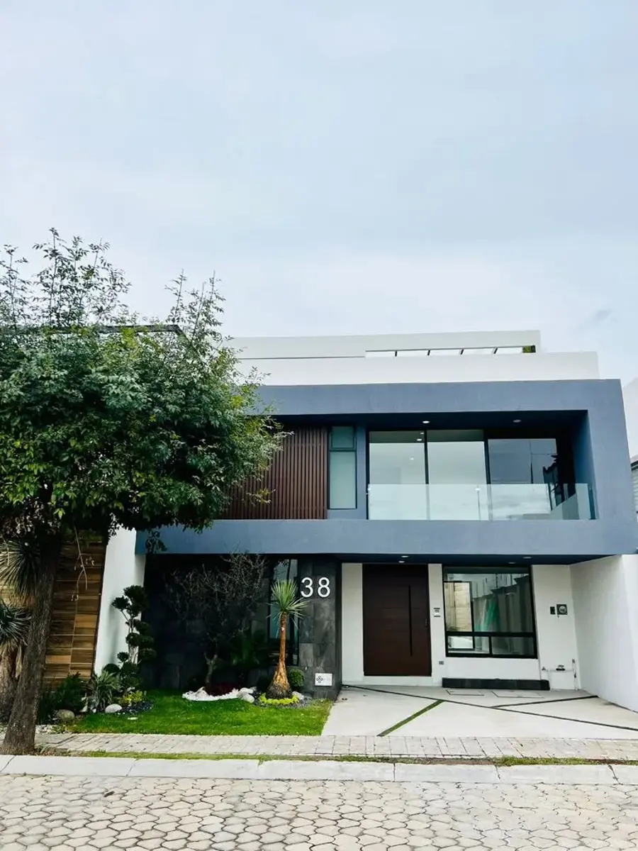 Casa en venta en Lomas de Angelópolis, San Andrés Cholula — foto 1 de 10