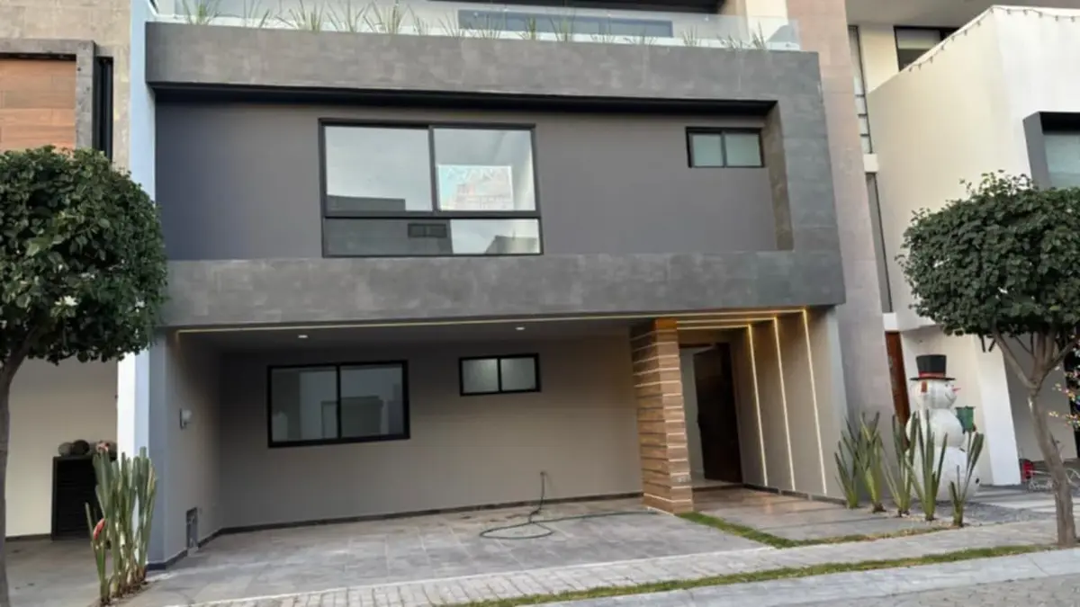 Casa en venta en Lomas de Angelópolis, San Andrés Cholula — foto 1 de 13
