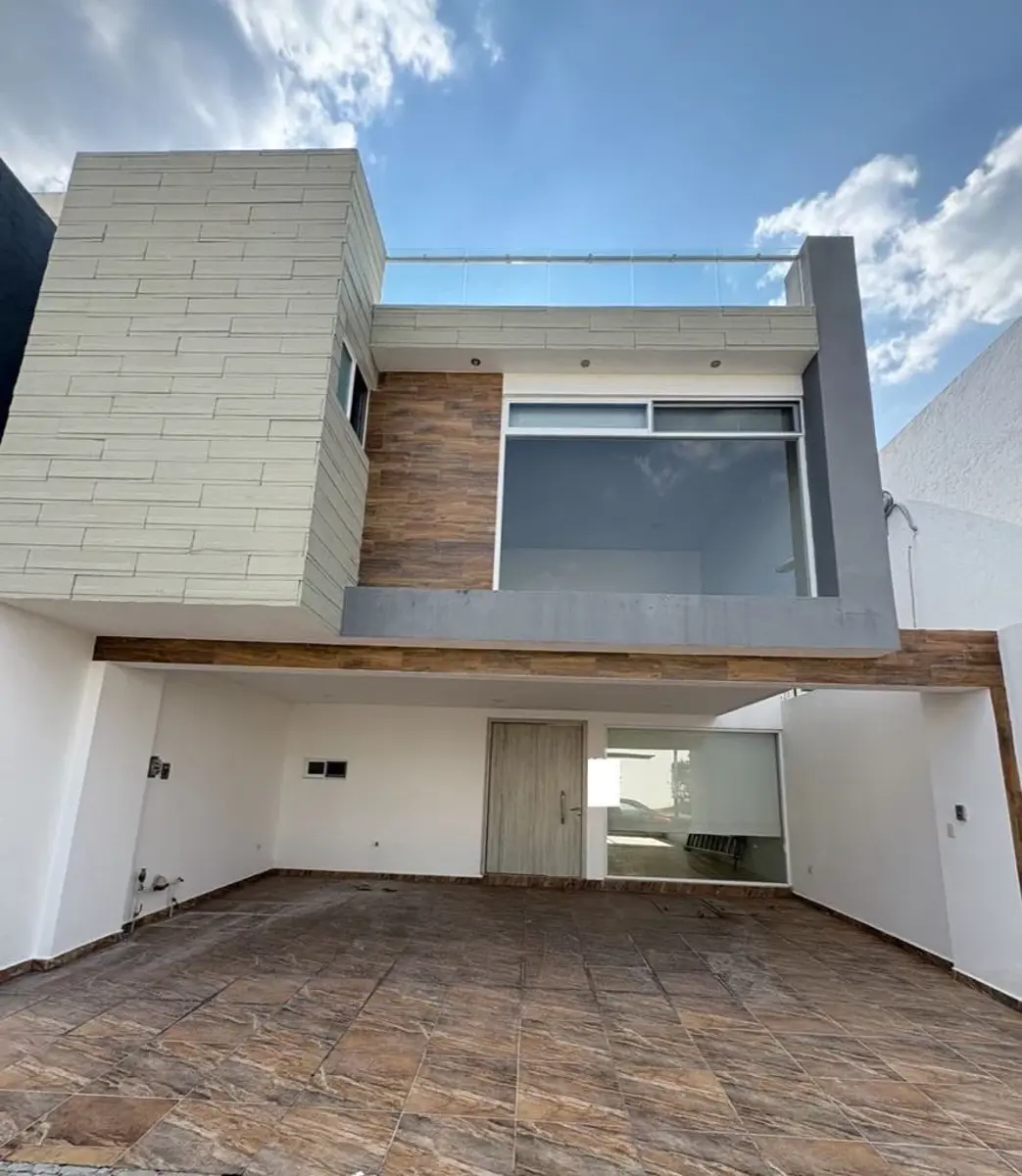 Casa en renta en Lomas de Angelópolis, San Andrés Cholula — foto 1 de 14