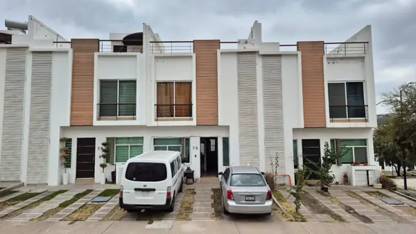 Casa en venta en Colinas del Santuario, Corregidora — foto 3 de 5