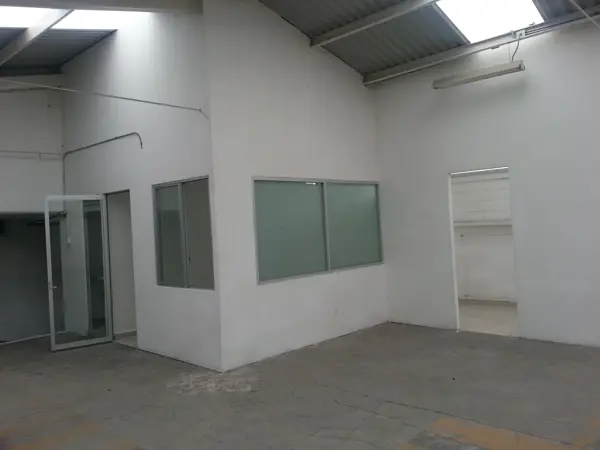 Bodega en renta en San Francisco Cuautlalpan, Naucalpan de Juárez — foto 2 de 3