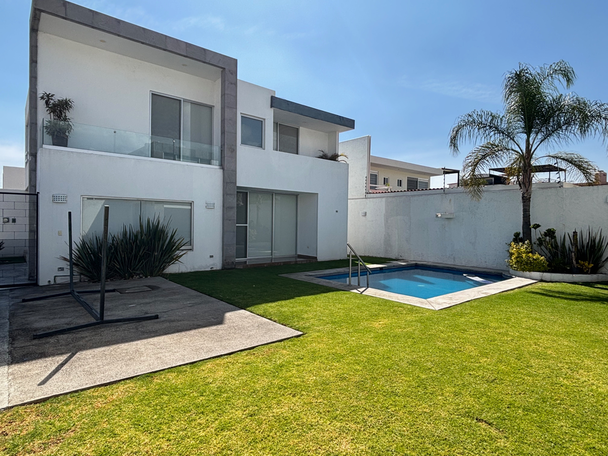 Casa en venta en Ex Hacienda San Agustín, Atlixco — foto 1 de 27