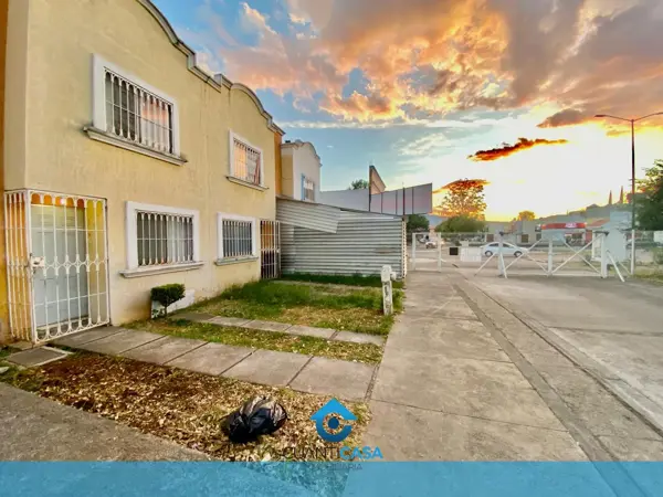 Casa en venta en Villas del Pedregal, Morelia — foto 2 de 9