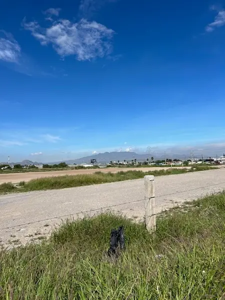 Terreno en venta en Fundadores, Saltillo — foto 3 de 7