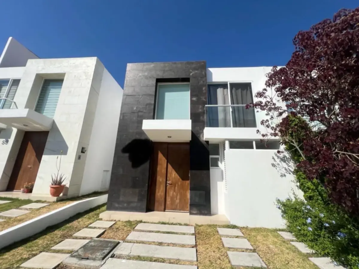 Casa en renta en Lomas de Angelópolis, San Andrés Cholula — foto 1 de 20