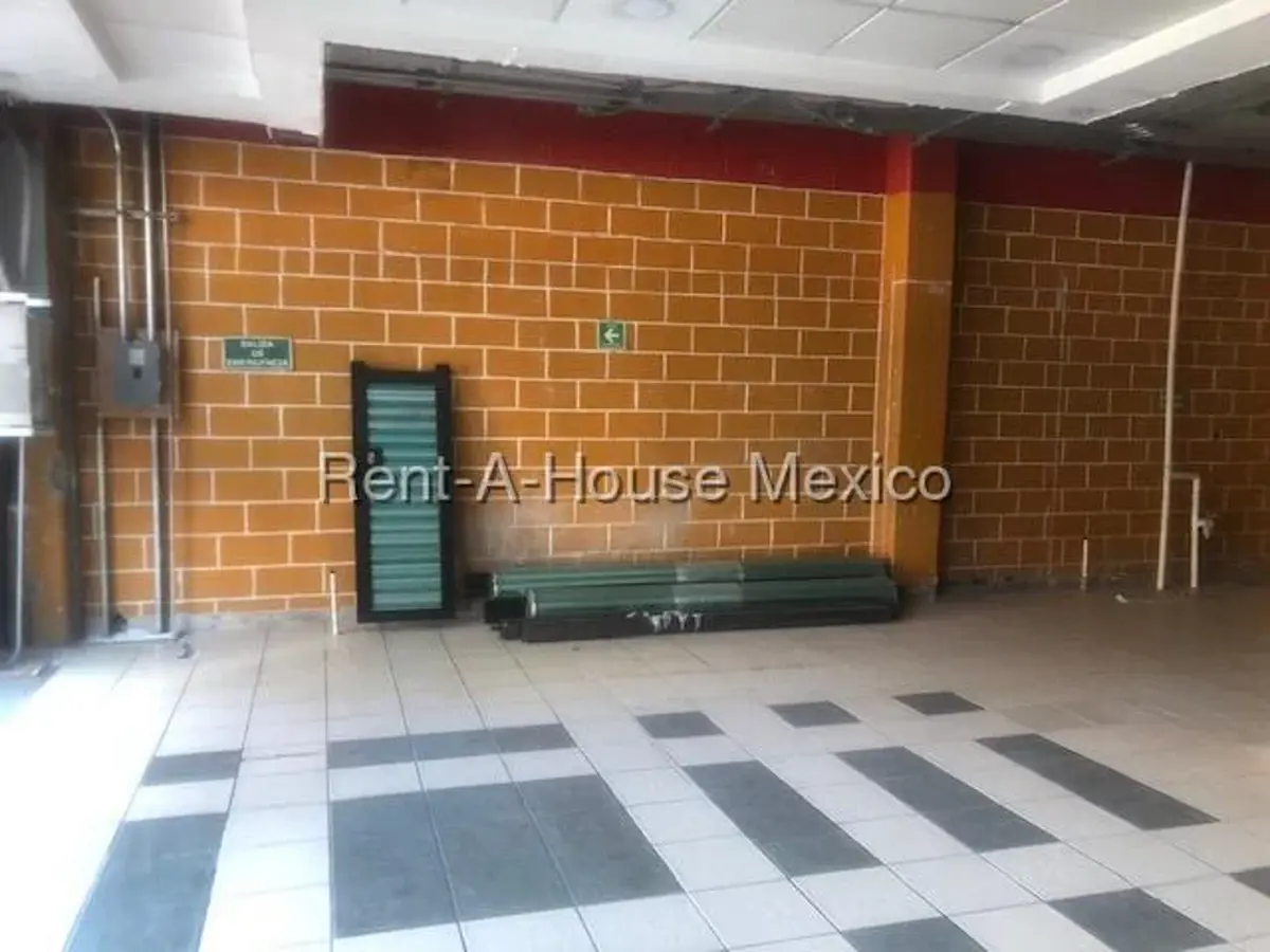 Local en renta en Tlalpan Centro, Tlalpan — foto 1 de 18