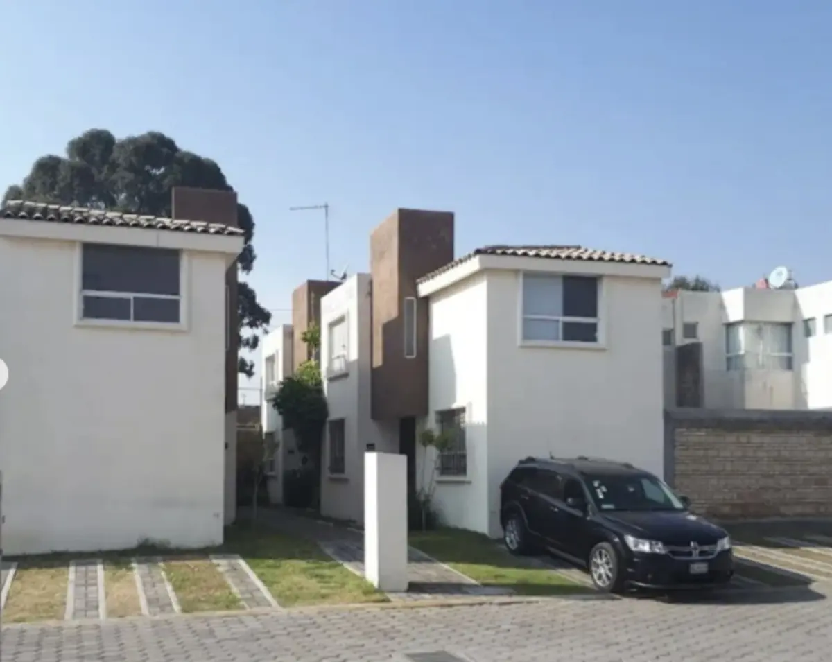 Casa en venta en Santa Maria Zacatepec, Juan C. Bonilla — foto 1 de 4