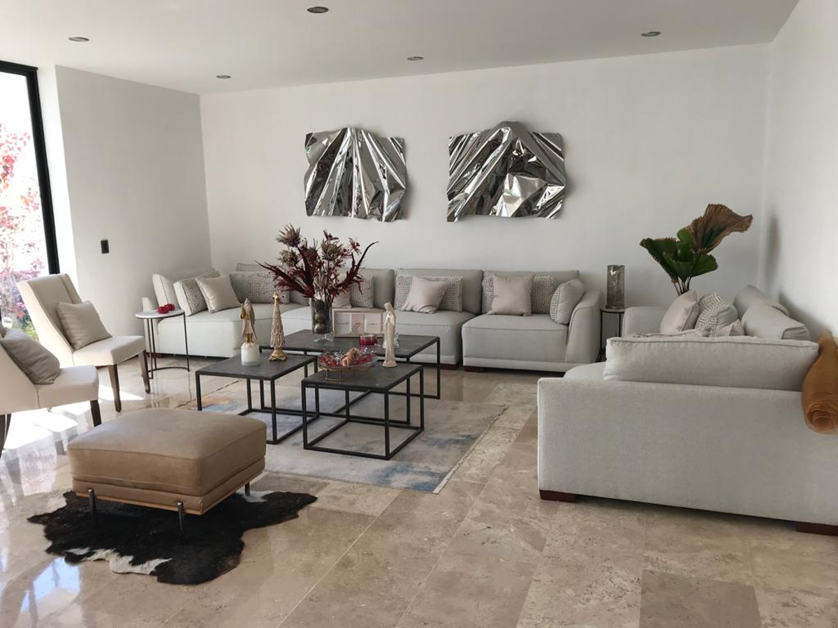 Casa en renta en Villas de Irapuato, Irapuato — foto 1 de 31