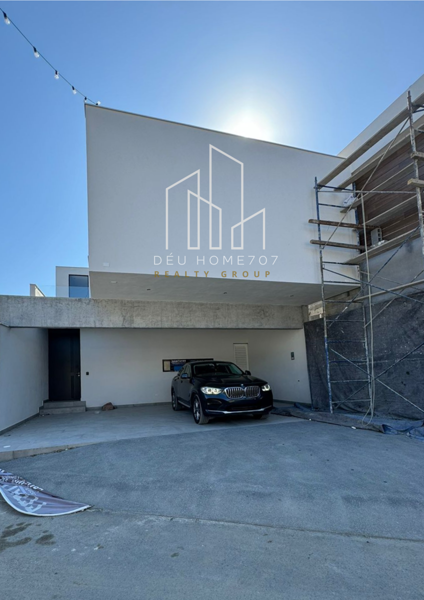 Casa en venta en Altares Residencial, Santiago — foto 1 de 20