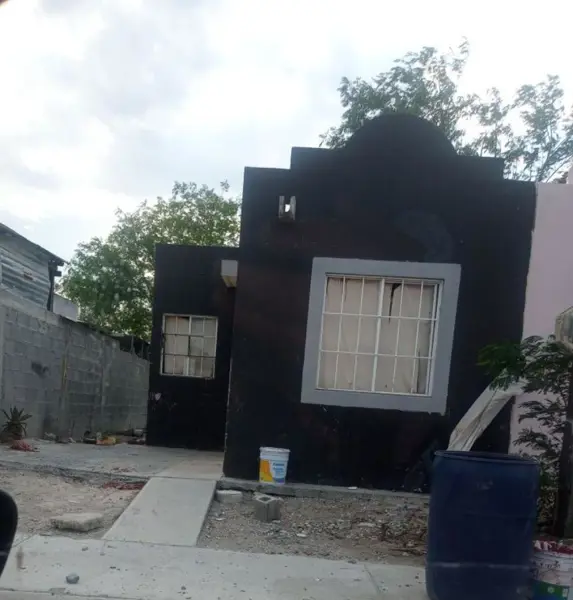 Casa en venta en Rincon de las Flores, Reynosa — foto 3 de 12