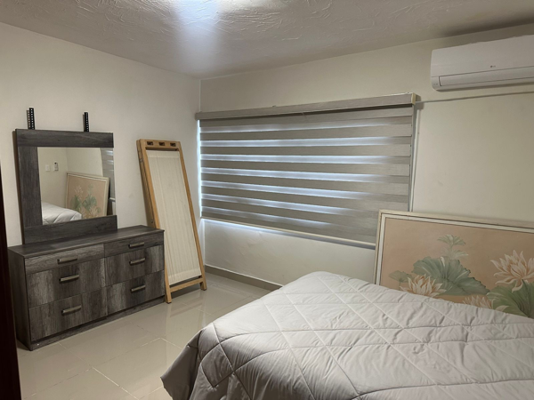 Casa en renta en Navarro, Torreón — foto 3 de 19