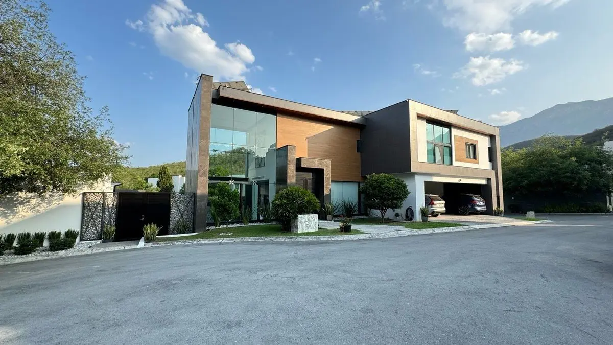 Casa en venta en El Barro, Monterrey — foto 1 de 17