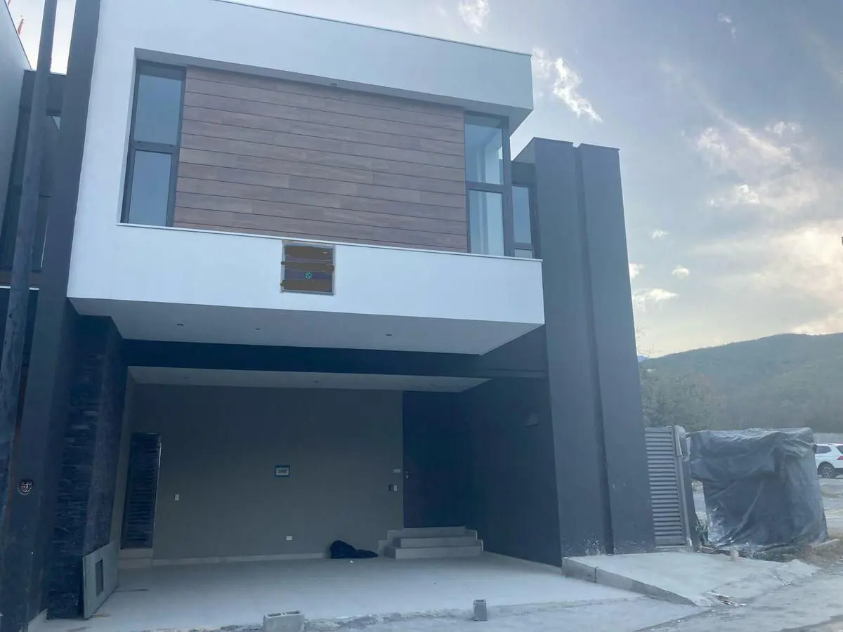 Casa en venta en El Barro, Monterrey — foto 1 de 13